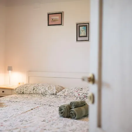 Prázdninový dům Atemberaubende Und Hundefreundliche Steinvilla Mit Privatpool, Waschmaschine, Wifi *